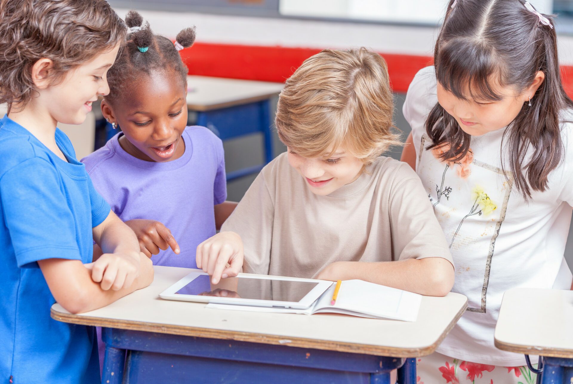 The Important Role of Technology in Online Learning The Important Role of Technology in Online Learning