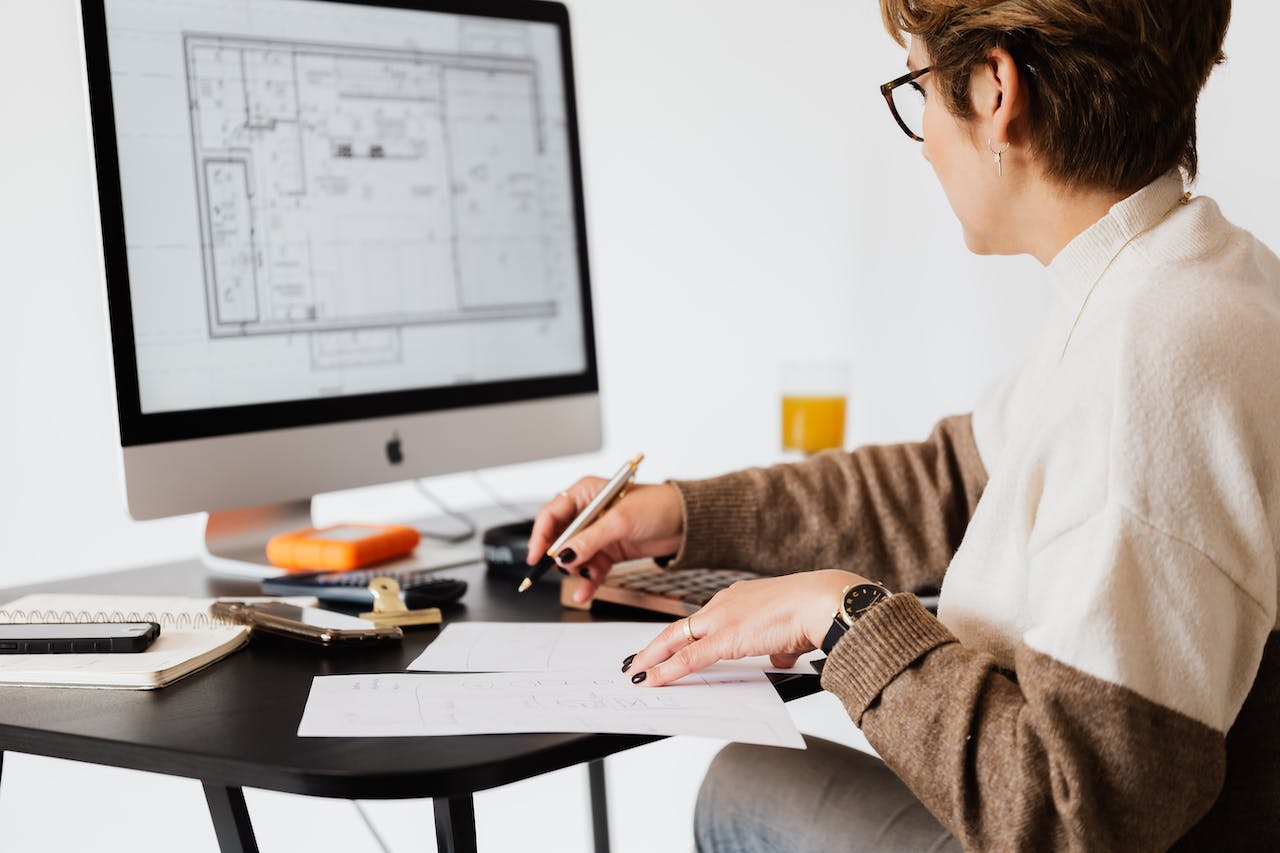 Top Tips On How To Stay Motivated While Studying Online